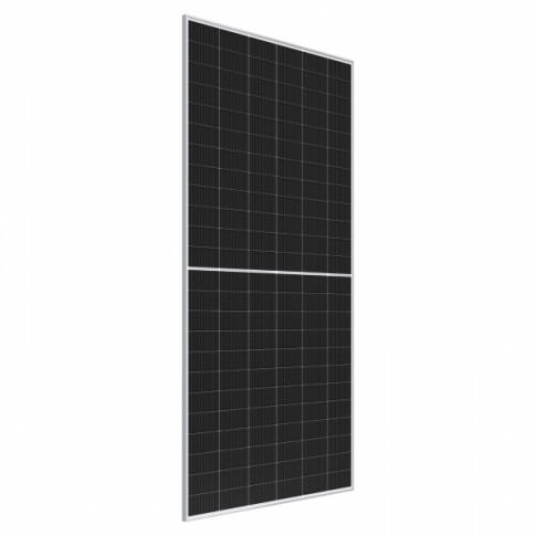 Sharp 585W solar panel